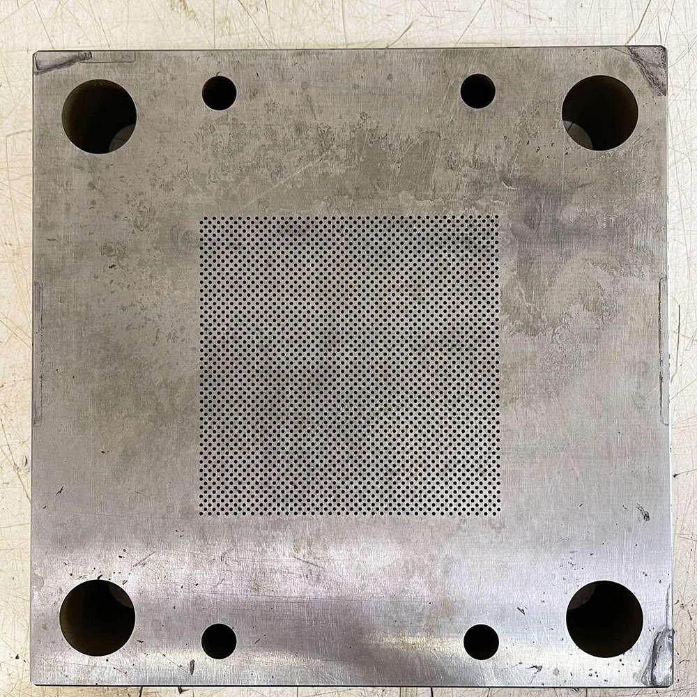 Diameter 1.2 ~ 1.6 angled cutting 2450 Pieces Wire EDM Cutting